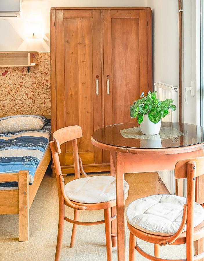 Fortun Estate - Apartmaji Ob Reki Kolpi Metlika Εξωτερικό φωτογραφία