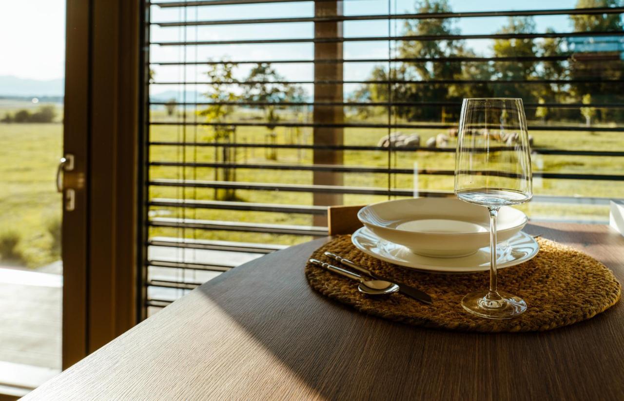 Fortun Estate - Apartmaji Ob Reki Kolpi Metlika Εξωτερικό φωτογραφία